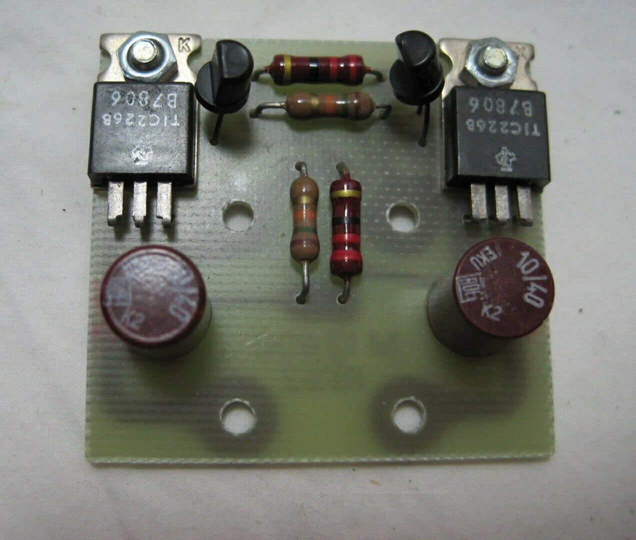 MJ12400 protection QUAD 405_2.jpg MJ12400 protection QUAD 405_2.jpg