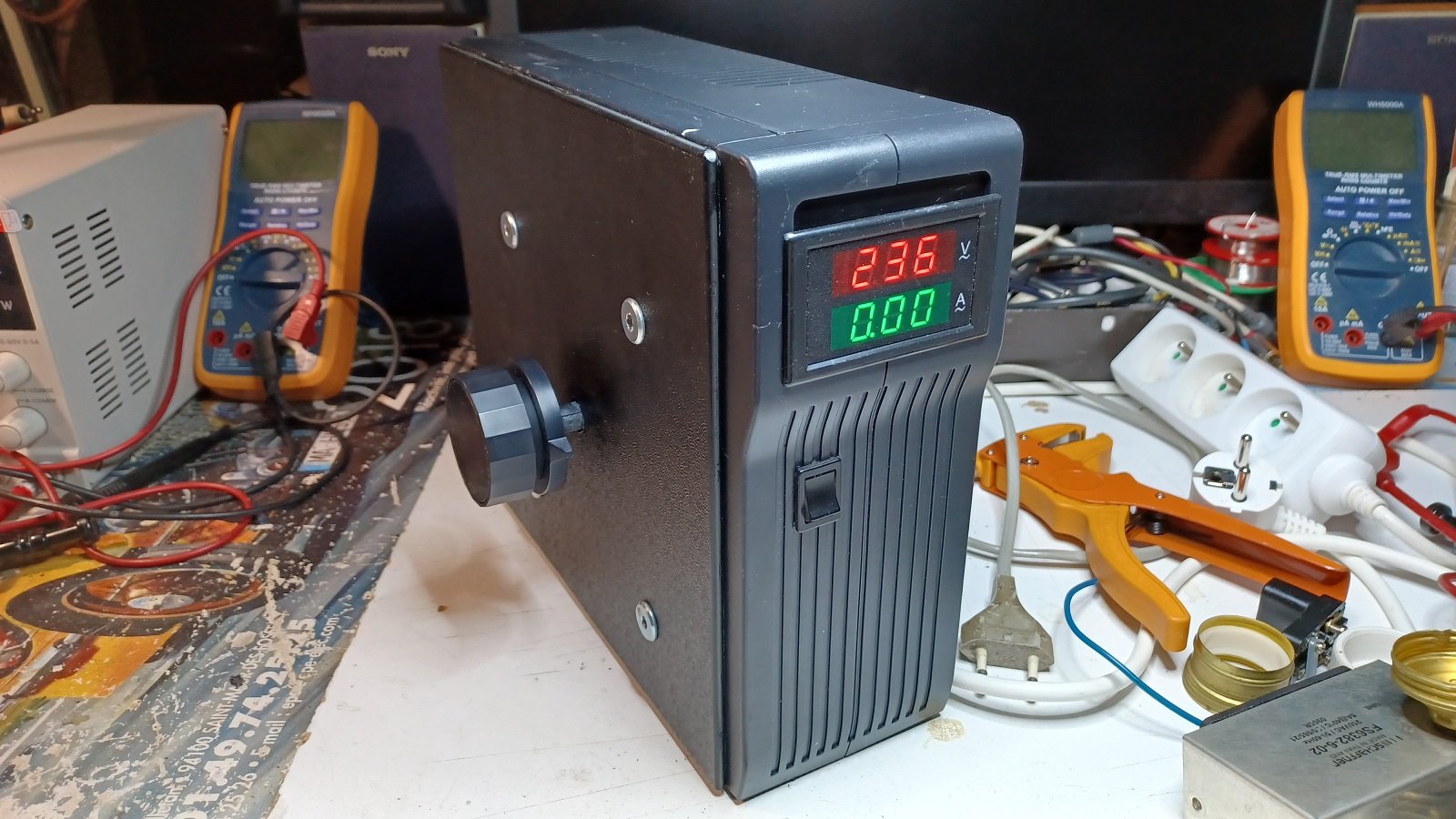 Variac_6.jpg Variac_6.jpg